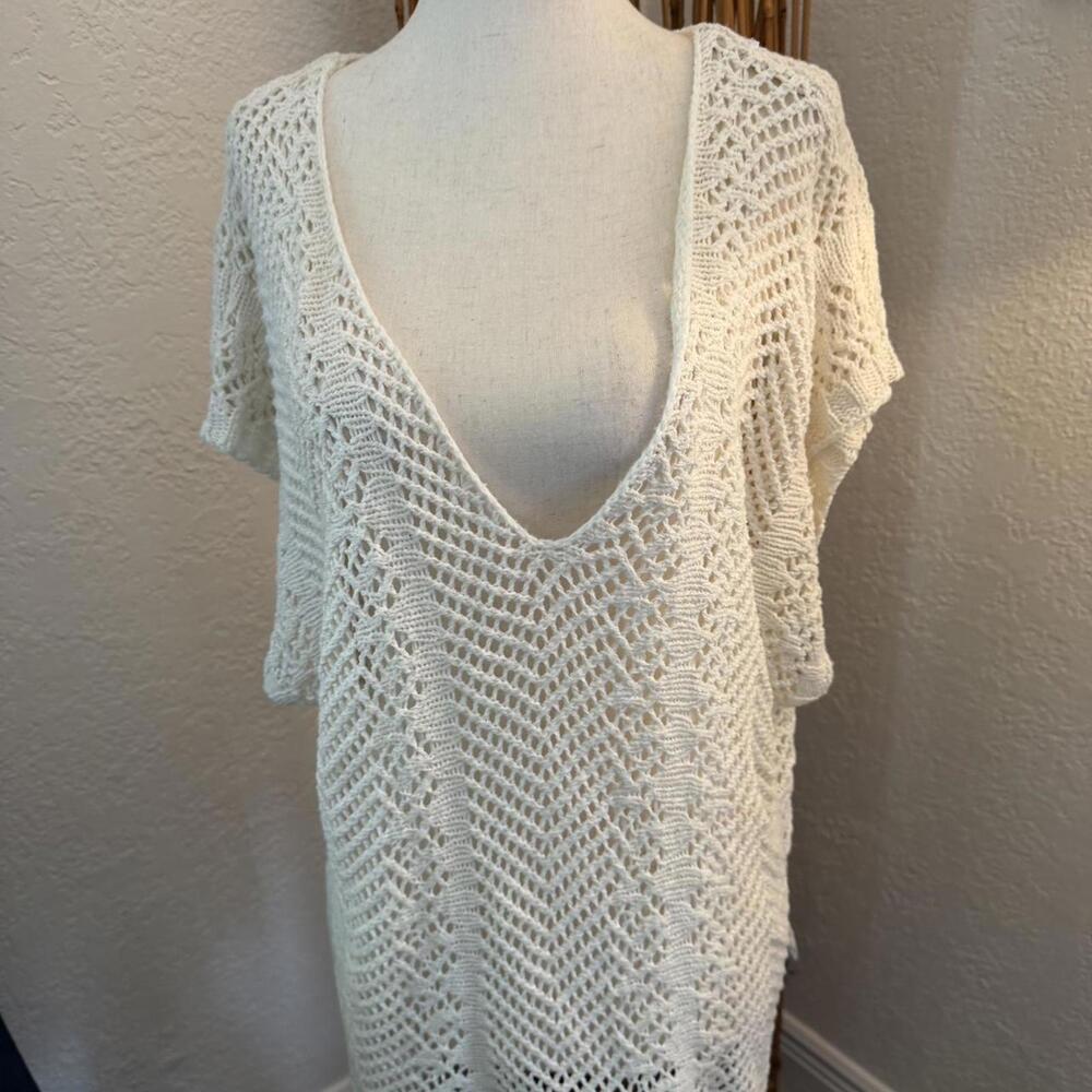 White crochet cover up #beachcoverup